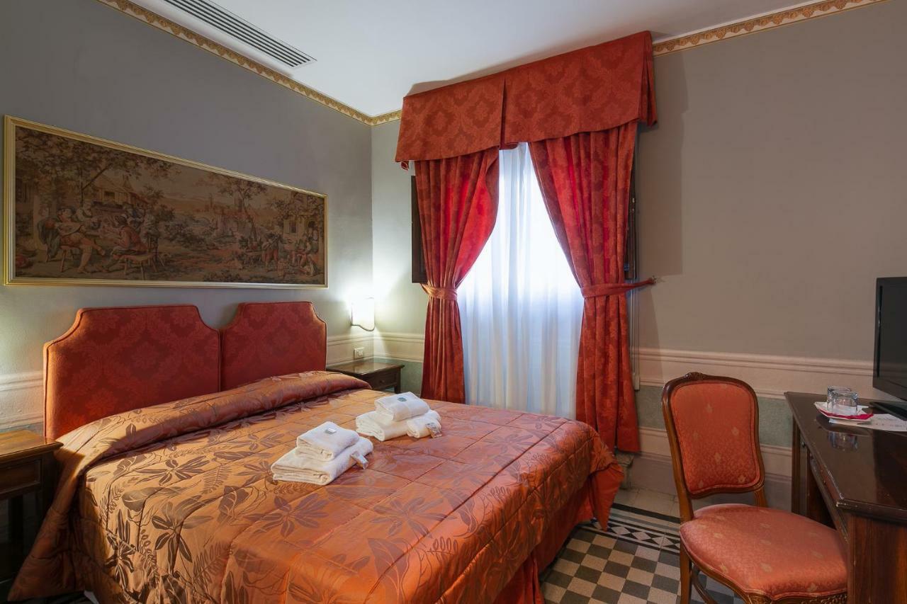 I Portici Hotel - Residenza D'Epoca Arezzo Exteriér fotografie